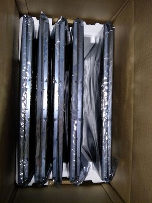 LM201U05-SLA3 LG. LCD 20,1&quot; 1600×1200 300cd/m2